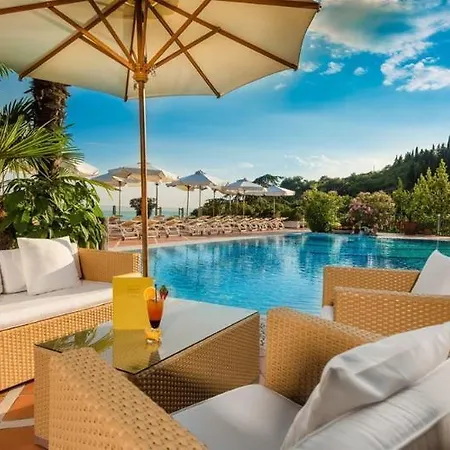 Madrigale Panoramic Lifestyle & Soulful Hotel Costermano
