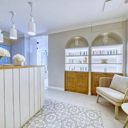 Madrigale Panoramic Lifestyle & Soulful 4* Costermano