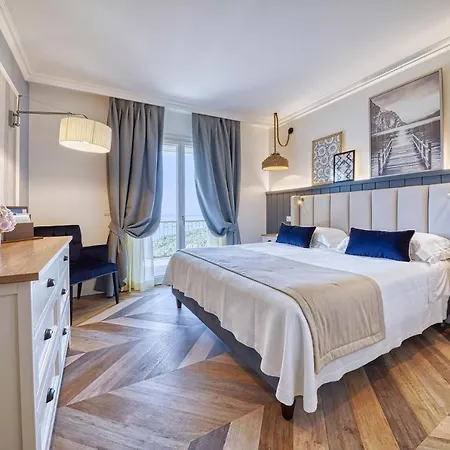 Hotel Madrigale Panoramic Lifestyle & Soulful Costermano