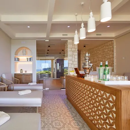 Hotel Madrigale Panoramic Lifestyle & Soulful