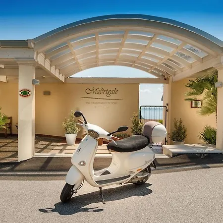 Hotel Madrigale Panoramic Lifestyle & Soulful