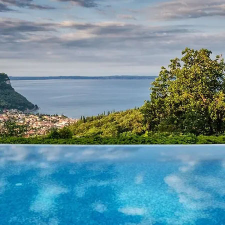 Madrigale Panoramic Lifestyle & Soulful Hotel Costermano