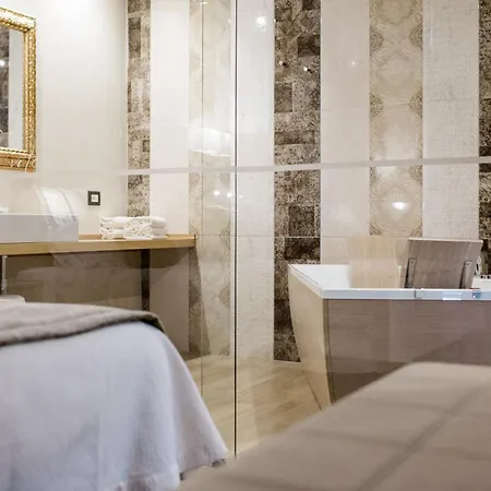 Hotel Madrigale Panoramic Lifestyle & Soulful